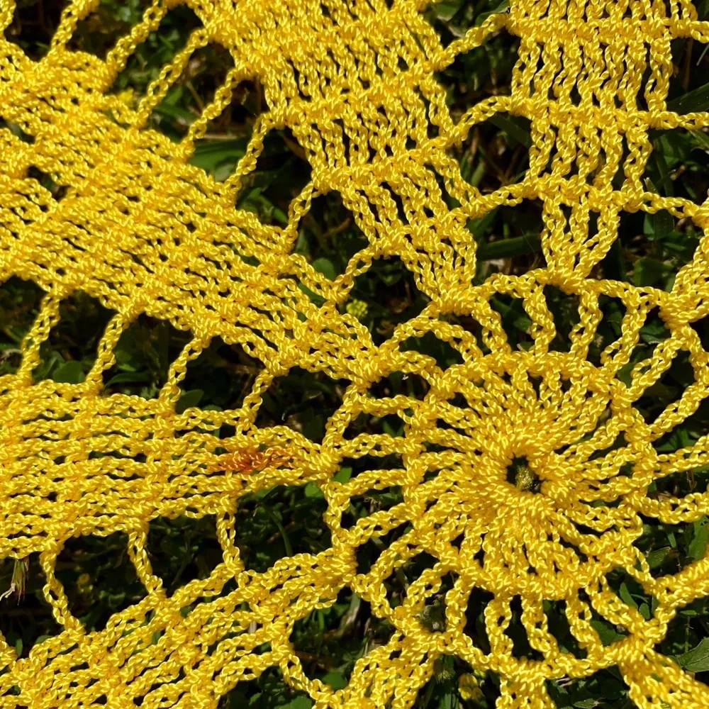 Crochet table cloth